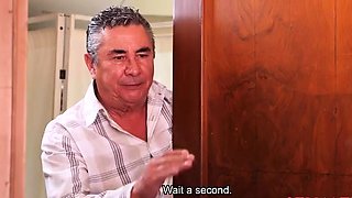 malena doll se calento con el repartidor