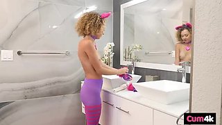 Spinner Allie Addison Gets Her Tight Pussy Tricked and Creampie Treated by Tommy Gunn