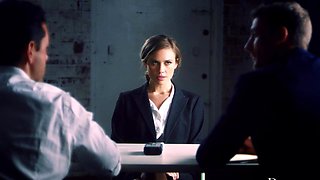 Addie Andrews rides Small Hands’ cock with her juicy pussy