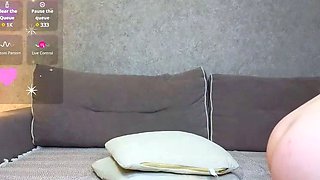 SMALL TIT BRUNETTE TATTOOED TEEN GIRLFRIEND CAUGHT IN SHOWER