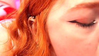 Cheerleader Cream Dream: Getting Sweet Orgasm with Sex Machine