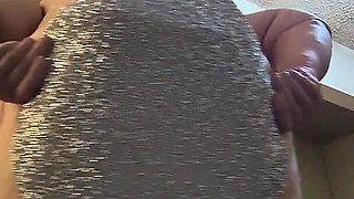 Flaky Fuck Masterbating Her Wet Pussy Tucked