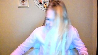 sexy amateur hot blonde teen show webcam