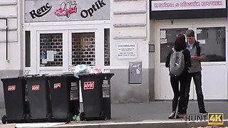 Hunt4k. lady comes to prague to have fun but not for bland museums