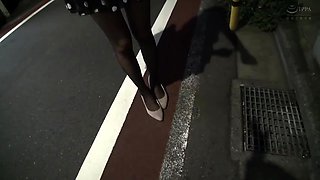 Old dude fucks young asian teen