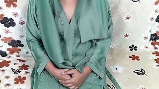 Muslim Hijabi Bhabhi Fucked Hard - Desi Amateur Sex Video with Sumahomesex