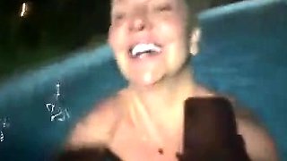 Blonde is flashing her big boobs in the outdoors