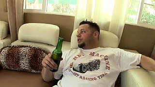 Amateur milf outdoors blowjob and fucking