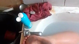 Bathtub Bww Fat Women Pussy Play - Cum on Stacy's Dirty Feet & Soles Foot Fetish