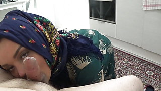 Horny Arab Stepmom Sucks For Her 20 Years Old Stepson