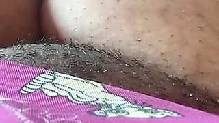 Alisando Minha Buceta Enorme