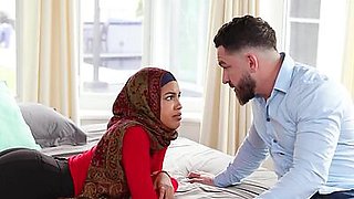 Sexy Muslim teen sucked big hard cock and pounded big ass on hard dick