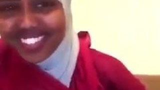 Somali girls boobs revealed