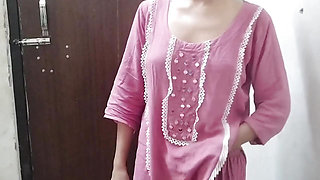 Desi girl ko hotel me paise ki lalach me le gya