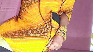 Hot Indian MILF mind-blowing X-rated video