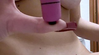 Beautiful wife masturbating show with webcam with toys