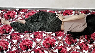 Village girl ko paise dekar hotel le jakar pel diya