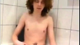 Twink's Electric Brush Adventure