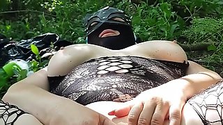 Public Multiorgasms of a Busty Nymphomaniac in the Park