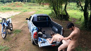 Horny Couple Real Sex In The Country Amateur Videos
