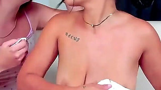 Sapphic Tribute: 100 Orgasms per Tongue