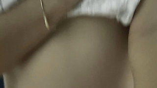 My cleaning lady came out very hot and screaming - 40 years old