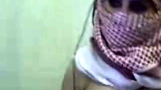 Palestine Arab Hijab Girl show her Big Boobs in Webcam