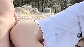 野外後入美女嫩逼 jav