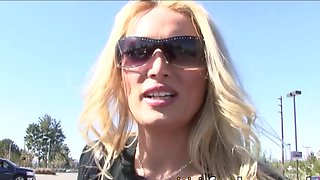 Strangers want to give you a elevate - and more! - with their XXX porn!