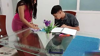 Hot Stepsister Samanthaa Takes Big Cock in Her Tight Pussy - Spanish Porn
