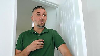 Vibrator-And-Switch With Keiran Lee, Bella Elise Rose - Brazzers