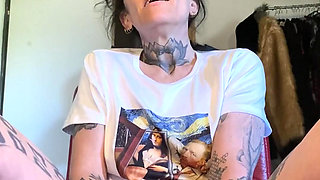 Creamy Orgasm on a Big Dildo