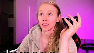 Amateur Blonde Teen Plays Solo with Toy Webcam Porn
