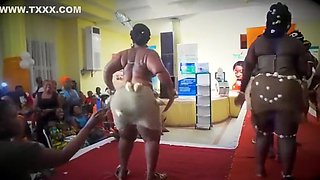 African big booty show