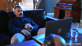 Breaking In, Putting Out With Charles Dera, Claudia Obey - Brazzers