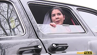 Future bride Cristal Caitlin enjoys hard sex with a stranger in the car