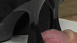 Amazing Cockcrushing with High Heels