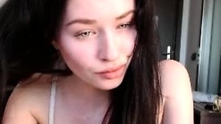 Close up teen wet pussy orgasm