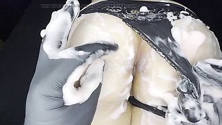 Sloppy foam bum massage for bubbly bbw Buttology89