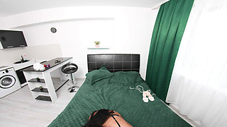 Suzzi Eis Received a Gift From Santa Claus