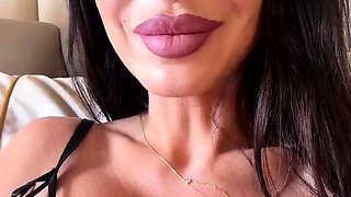 Big boobs milf masturbates with her dildo