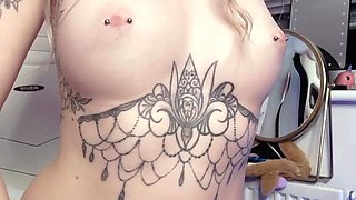 Amateur Blonde Teen Plays Solo with Toy Webcam Porn