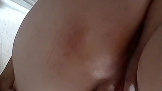 I Secretly Masturbate in My Office Until I Cum