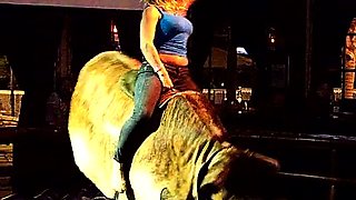 Amateur sweet blonde babe sucking cock