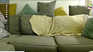 This large amateur cam girl has some very big boobs