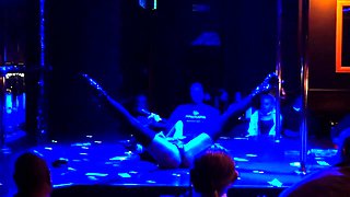 Amateur college group sex session
