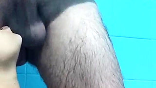 DEEP THROAT IN THE SHOWER. I GIVE MY STEPFATHER A GOOD BLOWJOB.