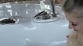 Cute Bonnie Dolce Cums Incredibly Hard!