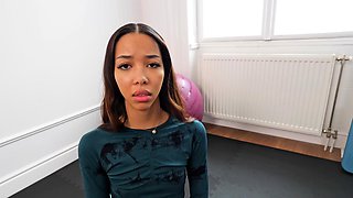 Multiracial Brazilian Filipina Lia Lin Fucks Gym Owner