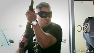 Wonder Pussy With Ramon Nomar, Molly Bennett - Brazzers